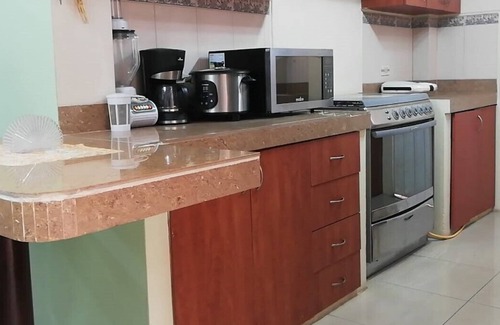 Samborondon House | Stylish home, 4 mins away from a Mall with great relaxing vibes