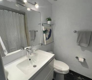 Royal Poinciana Apartment | Stylish Home close to everything