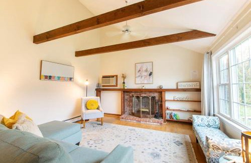 West Yarmouth House | Stylish Home Dog Friendly Close to Beach
