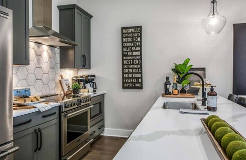 Nashville House | Stylish Home in Nashville - Hot Tub & Rooftop Deck