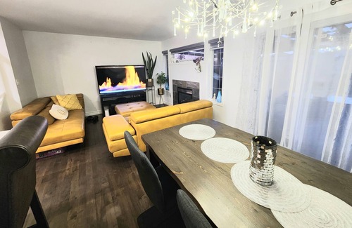Northwest Edmonton House | Stylish home in Oxford neighborhood - long term rental deals - inquire