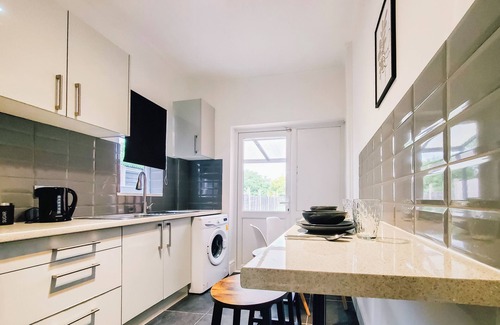 Acocks Green House | ✪Stylish Home✪ Near NEC, BHX, Bullring & Solihull