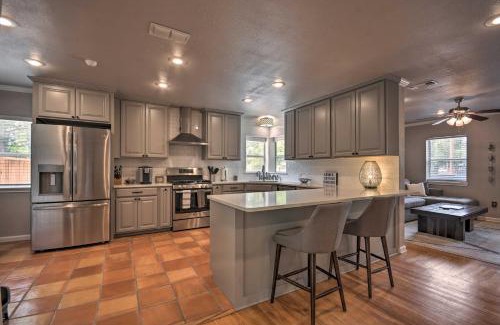 Tech Terrace House | Stylish Home - Walk to Texas Tech University!