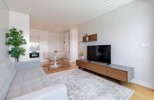 Campanha Apartment | Stylish Home with Balcony and Garage by HostWise