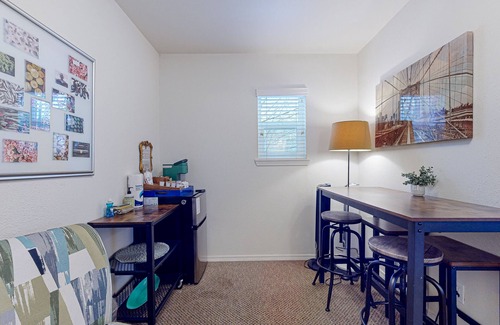 Port Townsend Historic District House | Stylish hotel suite just steps away from Downtown Port Townsend
