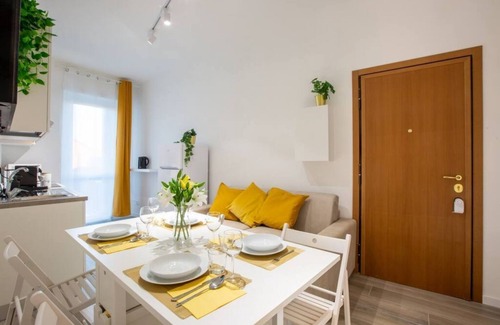 Ortica Apartment | [Stylish House] Free Wi-Fi - Parking - Airport