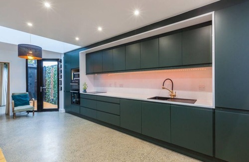 Islandbridge Cottage | Stylish house in Dublin