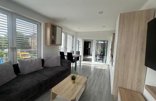 Dubnica nad Vahom House | Stylish house terrace and garage
