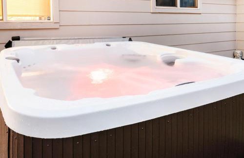 Highlands House | Stylish House with Hot Tub, Fire Pit Pool table near Denver