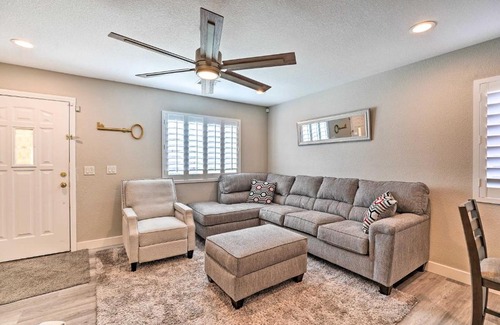 Paradise House | Stylish House with Patio, 8 Mi to Vegas Strip!