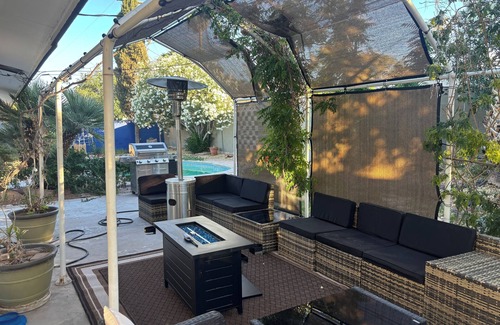 Winchester House | Stylish house with pool close to strip