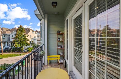 Shady Acres House | Stylish Houston Heights House townhouse