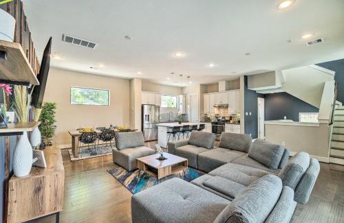 Northside House | Stylish Houston Townhome about 3 Mi to Downtown!