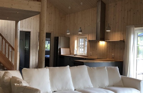 Vaxtorp House | Stylish Lake house, outdoor hottub Lake view Close to nature. Pet friendly.