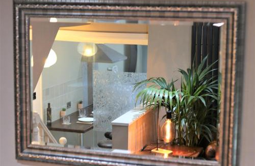 Splott Apartment | Stylish Loft Apartment by Property Promise