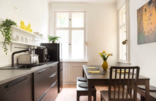 Neukoelln Apartment | Stylish Loft Apartment