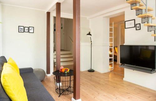 Neukoelln Apartment | Stylish Loft Apartment plus SelfCheckIn plus Street Parking