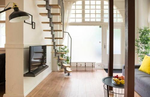 Neukoelln Apartment | Stylish Loft Apartment plus SelfCheckIn plus Street Parking
