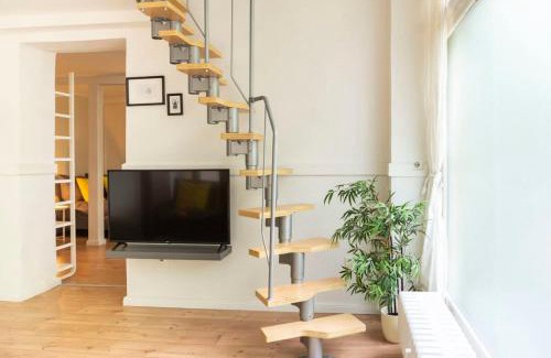 Neukoelln Apartment | Stylish Loft Apartment plus SelfCheckIn plus Street Parking