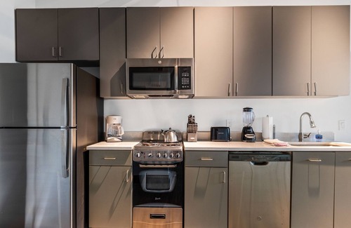 Cedars Apartment | Stylish Loft Close to Downtown!