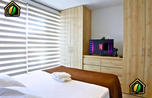 Chapinero Apartment | Stylish Loft with Pool, Sauna & Gym 24x7, Near Zona T!