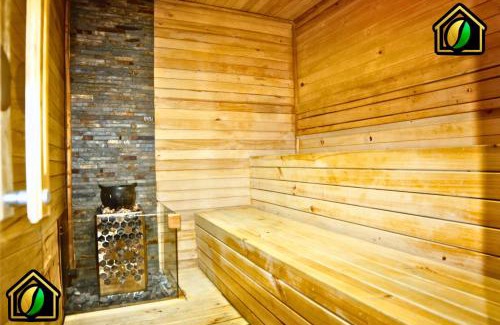 Chapinero Apartment | Stylish Loft with Pool, Sauna & Gym 24x7, Near Zona T!