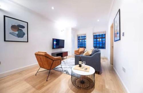 Shoreditch Apartment | Stylish London City Shoreditch Huge Pad 90 SqM 2 Bed Sleeps 5