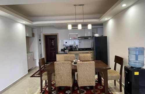Thompson Estate Apartment | Stylish Luxe Apt Steps from Junction Mall