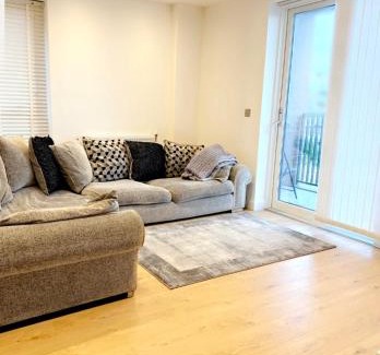 South Hornchurch Apartment | Stylish Luxury New Built Apartment