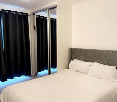 South Hornchurch Apartment | Stylish Luxury New Built Apartment