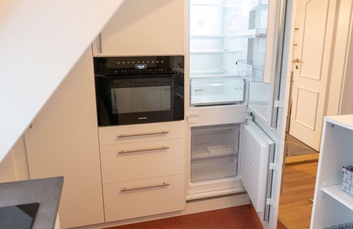 Mering Apartment | Stylish maisonette for 8 people in the town center of Mering