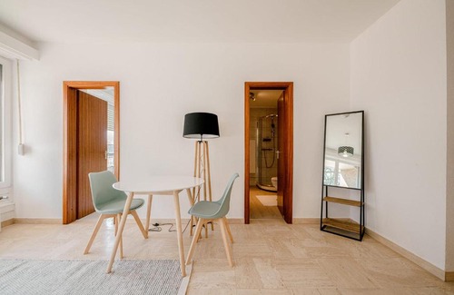 Kirchberg Apartment | Stylish Minimalism in Kirchberg 1 Bus Stop to Lux City Cntr