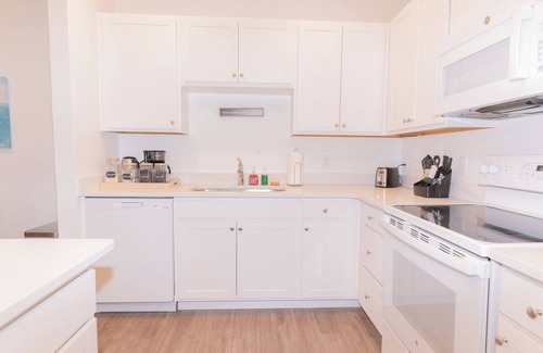Kissimmee Apartment | Stylish, Modern 1 Bed 1 Bath Apartment in Kissimmee, Florida! Sleeps 1 to 4!