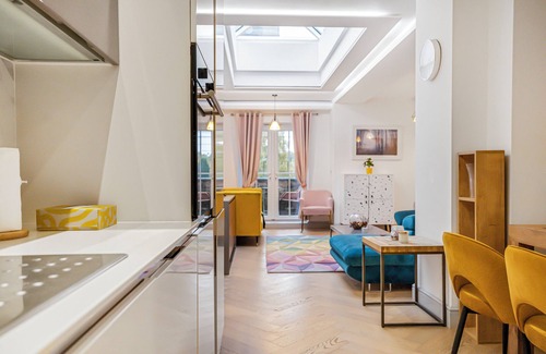 Kilburn Apartment | Stylish Modern 3 Bed Apartment in London NW6*7