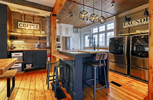 Mahone Bay House | Stylish Modern Home W/Hot Tub, Pool and Privacy!