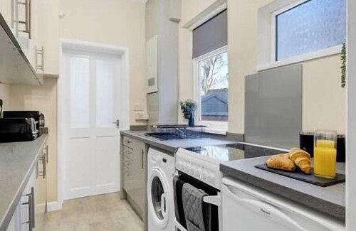 Aylestone House | Stylish Modern House|Wifi & Smart TV|Free Parking