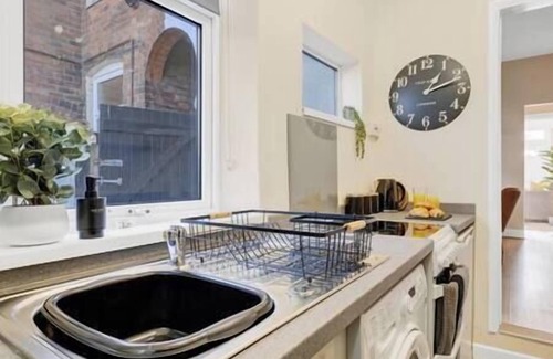 Aylestone House | Stylish Modern House|Wifi & Smart TV|Free Parking