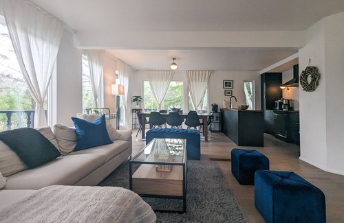 Denver Cabin | Stylish + Modern Roxbury Cabin - Close to Venues, Ski, Hiking, Biking, Swimming!