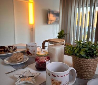 Villa Crespo Apartment | Stylish Morden apartment with automatic parking