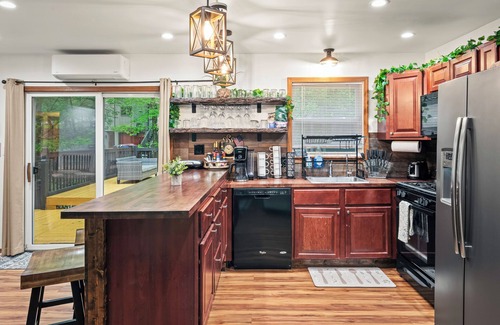 East Stroudsburg House | Stylish Mountain Retreat w/Hot Tub & Firepit | Penn Estate Getaway by AvantStay