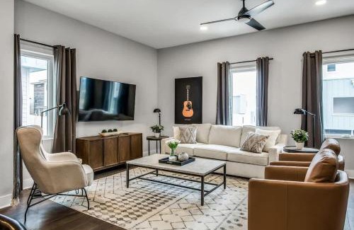 Nashville House | Stylish Nashville Home - Rooftop Deck - Hot Tub