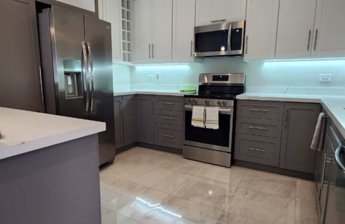 Petit Valley Apartment | Stylish new 2BR, 2BA retreat with full amenities. Unwind in comfort and serenity