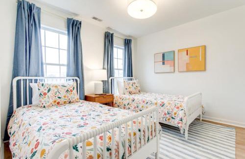 Thompson's Station House | Stylish New 3BR 2.5BA Fire Pit Fence yard