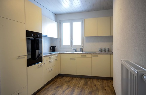 Central Interlaken Apartment | Stylish new apartment located 3 mins walk from Interlaken West station.
