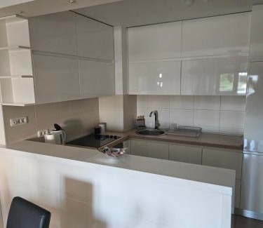Novi Beograd Apartment | Stylish New Belgrade apt parking 5e per day