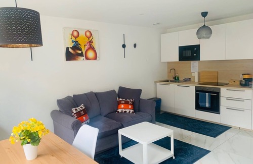 Ichenhausen Apartment | Stylish new build apartment/Legoland