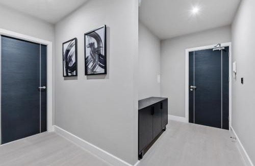 Sheldon Apartment | Stylish new-build, FREE parking, 10 minutes to NEC & BHX airport