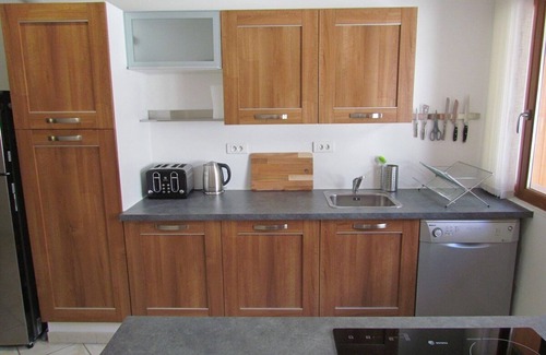 Le Bourg-d'Oisans House | STYLISH NEWLY RENOVATED TOWN HOUSE - SLEEPS 6