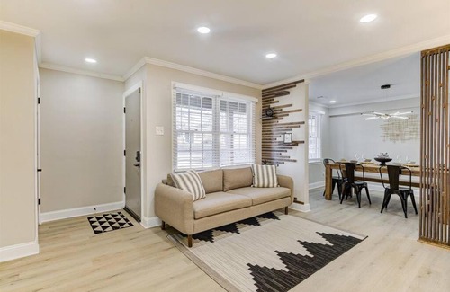 Memphis Apartment | Stylish Oasis, Centrally Located, w/hot tub