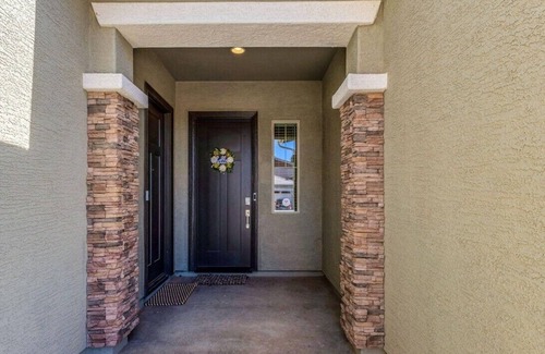 San Tan Valley House | Stylish One-Bedroom Casita with Full Kitchen, Laundry & Fully Furnished
